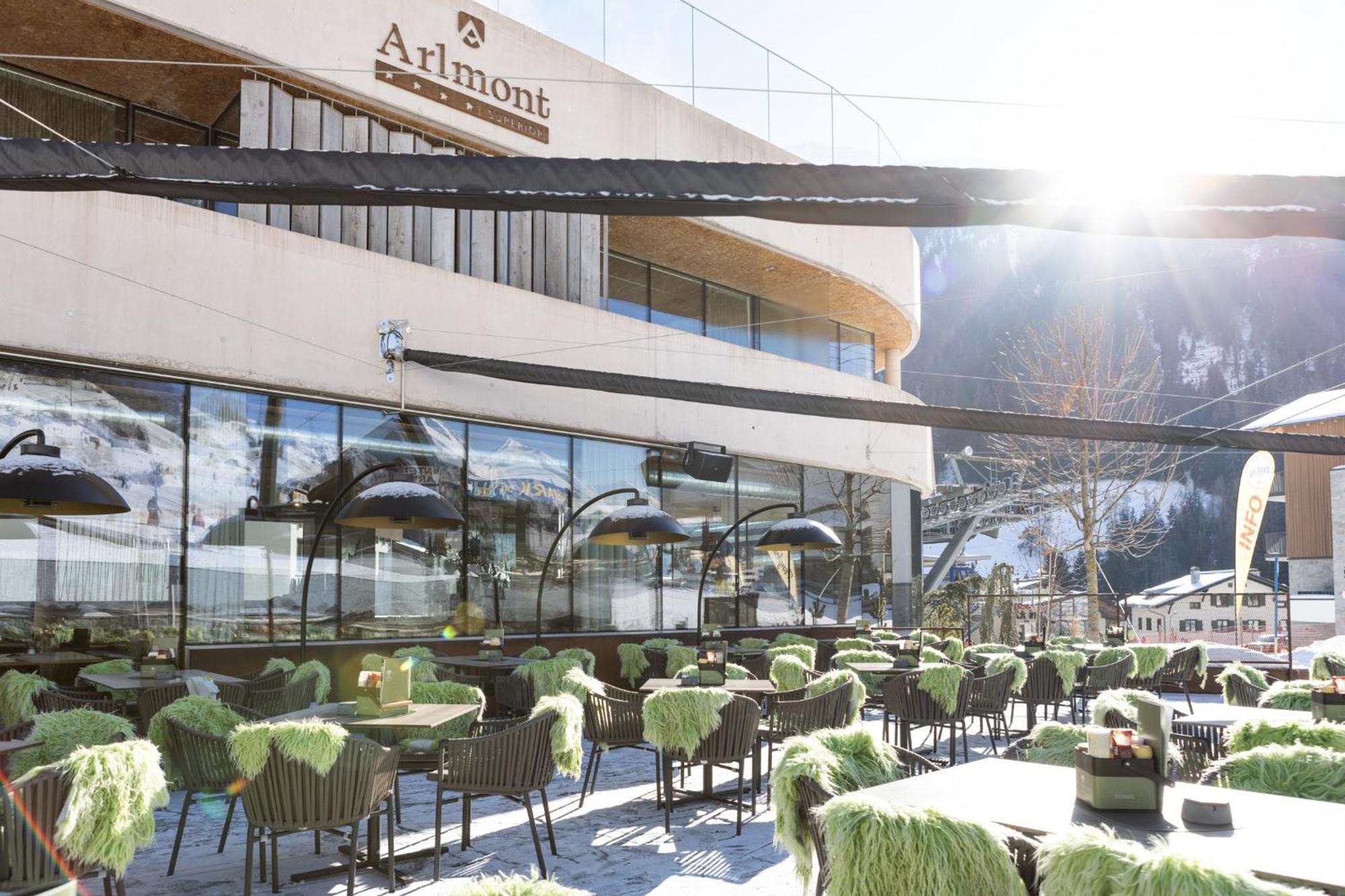 Hotel Arlmont 4 Stern Superior Sankt Anton am Arlberg Esterno foto