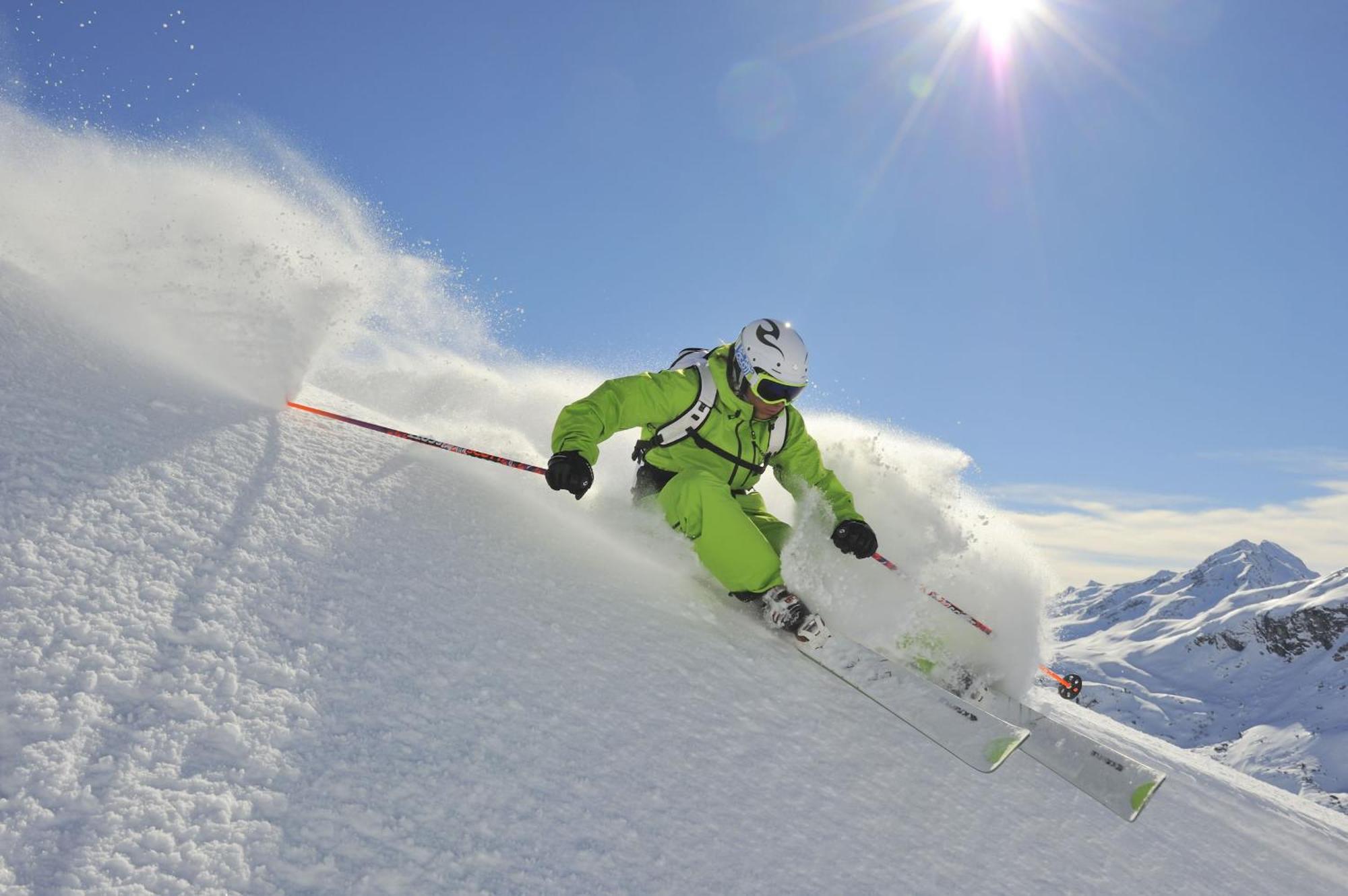 Hotel Arlmont 4 Stern Superior Sankt Anton am Arlberg Esterno foto